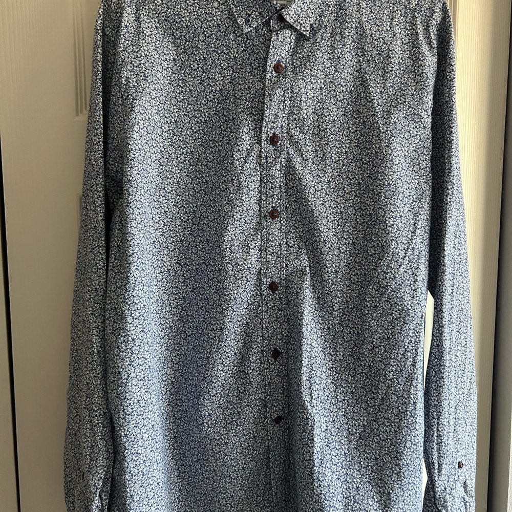 Men's Blue Micro-Print Long Sleeve Button-Down Shirt